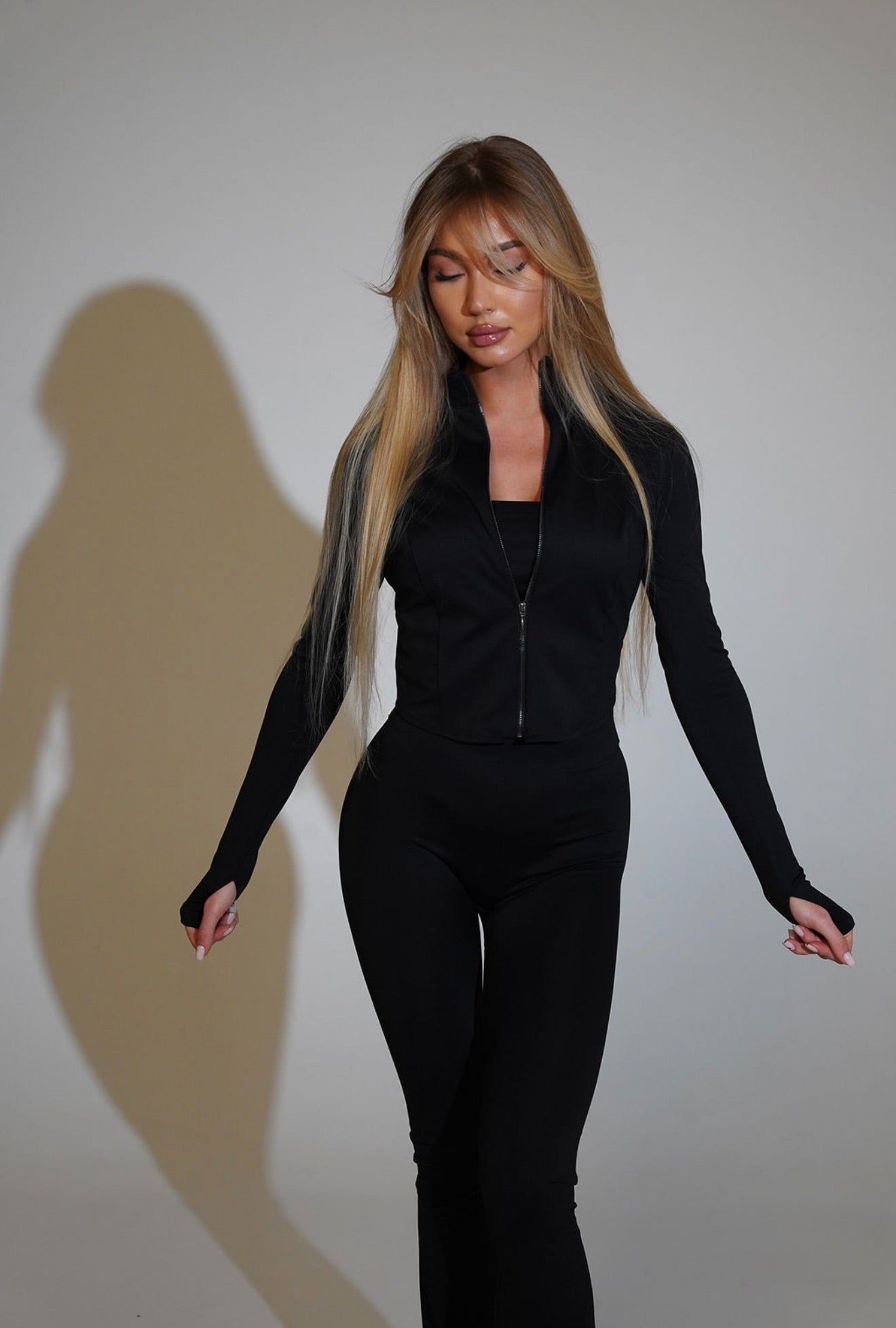 Įliemenuojantis švarkelis